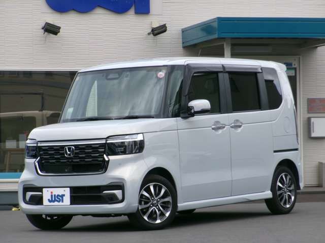 HONDA N BOX CUSTOM 2023 Image 31
