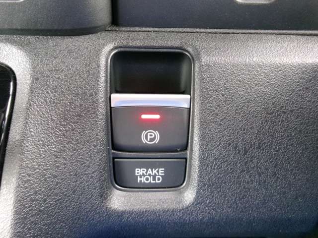 HONDA N BOX CUSTOM 2023 Image 31