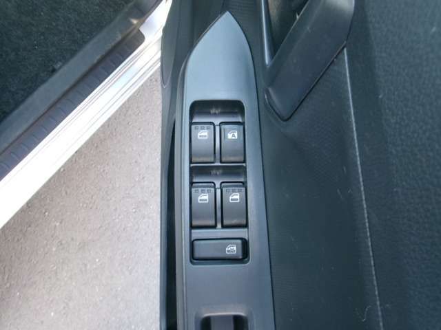 DAIHATSU MIRA E:S 2020 Image 31