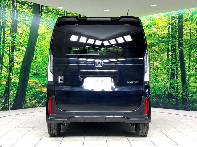HONDA N BOX CUSTOM 2024 Image 31
