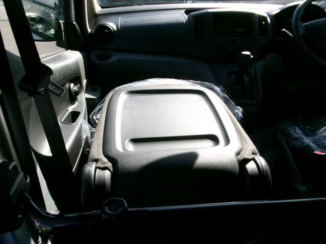 NISSAN NV200 VANETTE VAN 2019 Image 31