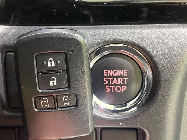 TOYOTA NOAH 2019 Image 31