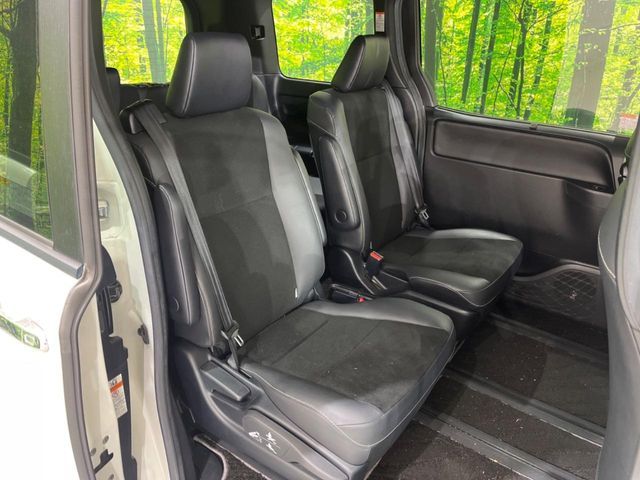 TOYOTA NOAH 2019 Image 31