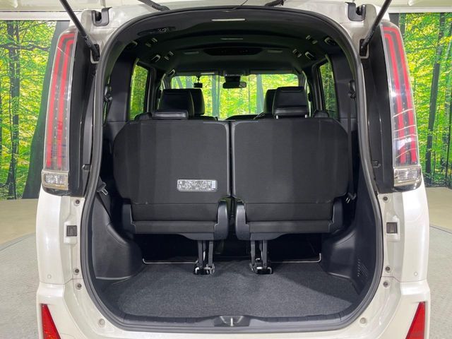 TOYOTA NOAH 2019 Image 31