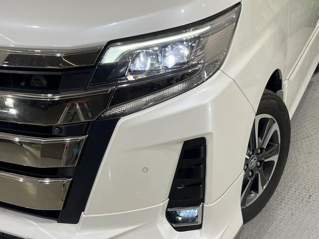TOYOTA NOAH 2019 Image 31