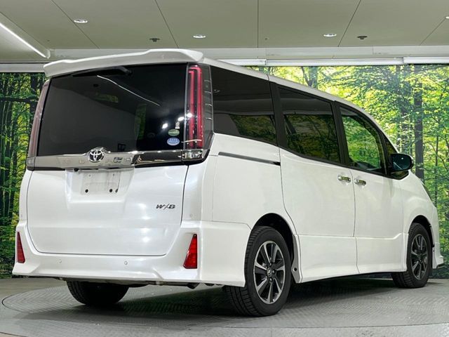 TOYOTA NOAH 2019 Image 31