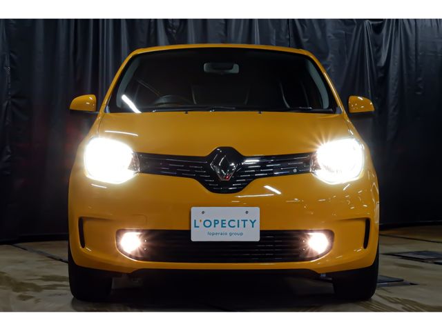 RENAULT TWINGO 2022 Image 31