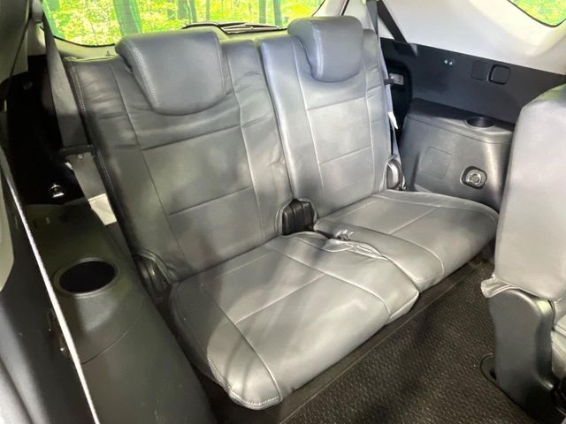 TOYOTA PRIUS ALPHA 2015 Image 31