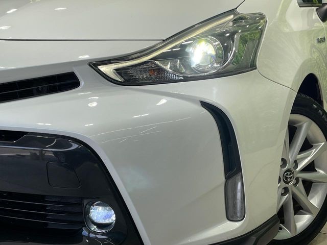 TOYOTA PRIUS ALPHA 2015 Image 31