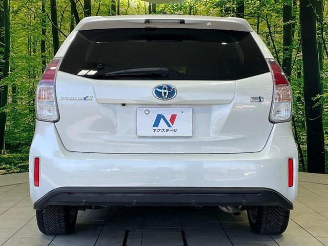 TOYOTA PRIUS ALPHA 2015 Image 31