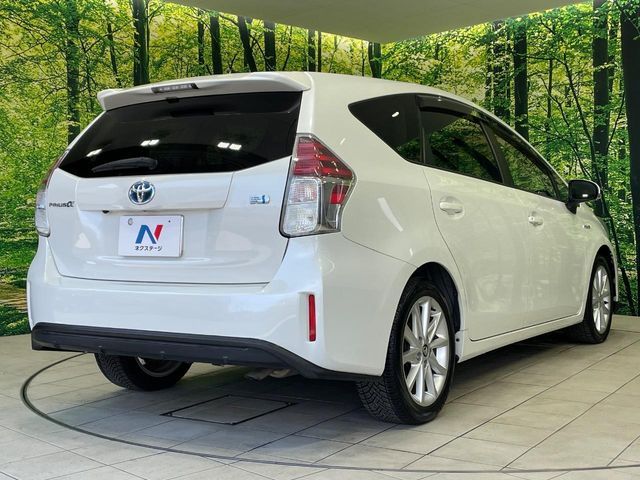 TOYOTA PRIUS ALPHA 2015 Image 31