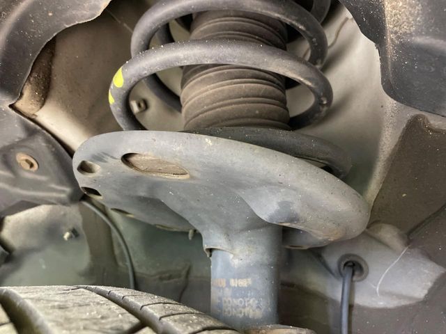 TOYOTA NOAH 2016 Image 31