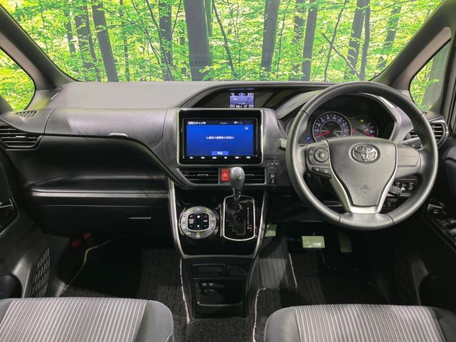 TOYOTA VOXY 2019 Image 31