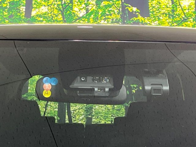 TOYOTA VOXY 2019 Image 31