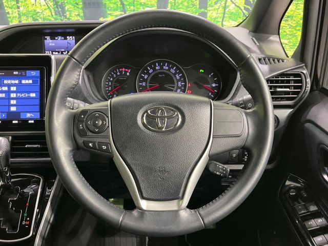 TOYOTA VOXY 2019 Image 31