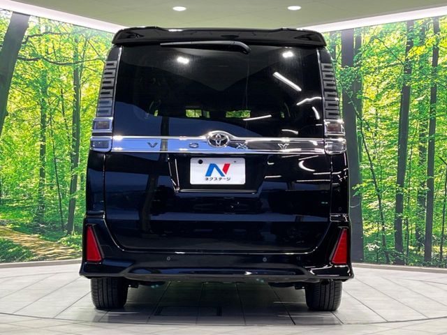 TOYOTA VOXY 2019 Image 31