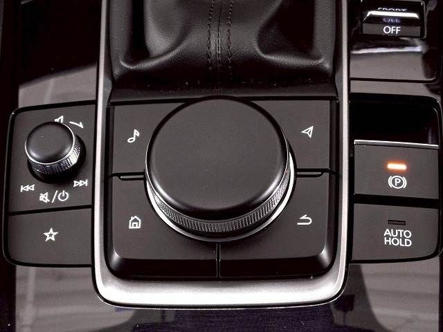 MAZDA 3 FASTBACK 2024 Image 31