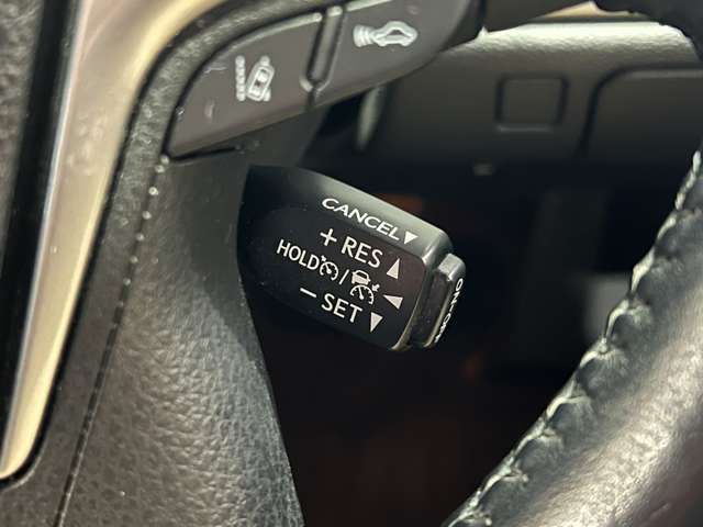 TOYOTA CROWN SEDAN 2017 Image 31