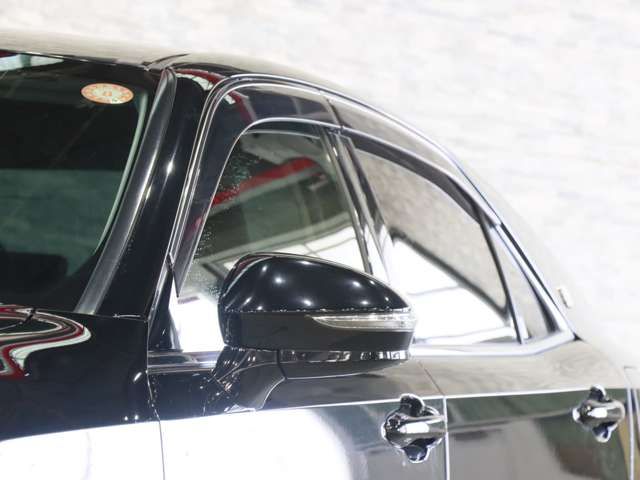 TOYOTA CROWN SEDAN 2017 Image 31