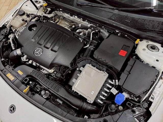 MERCEDES BENZ A CLAS 2019 Image 31