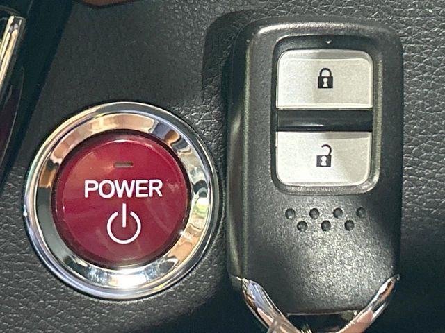 HONDA VEZEL HYBRID 2015 Image 31