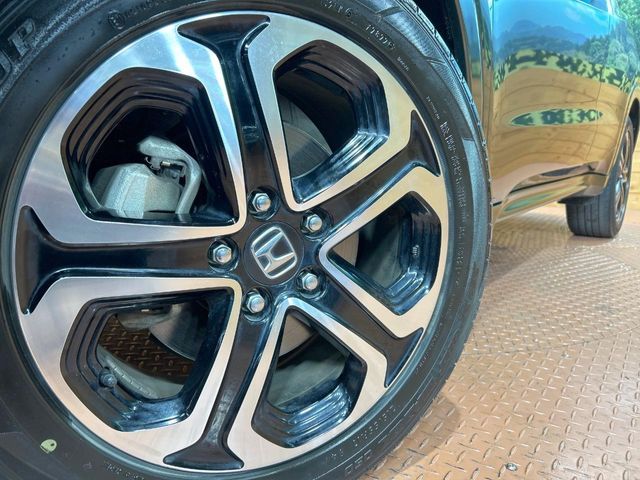 HONDA VEZEL HYBRID 2015 Image 31