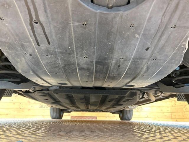 HONDA VEZEL HYBRID 2015 Image 31