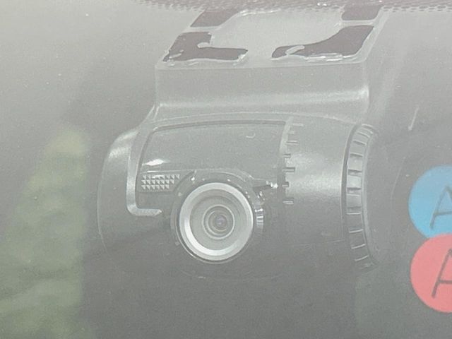 HONDA VEZEL HYBRID 2015 Image 31