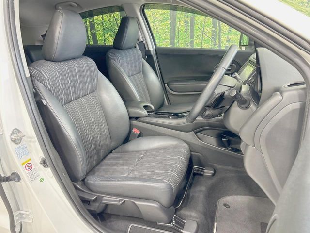 HONDA VEZEL HYBRID 2015 Image 31