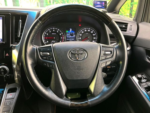 TOYOTA ALPHARD 2017 Image 31