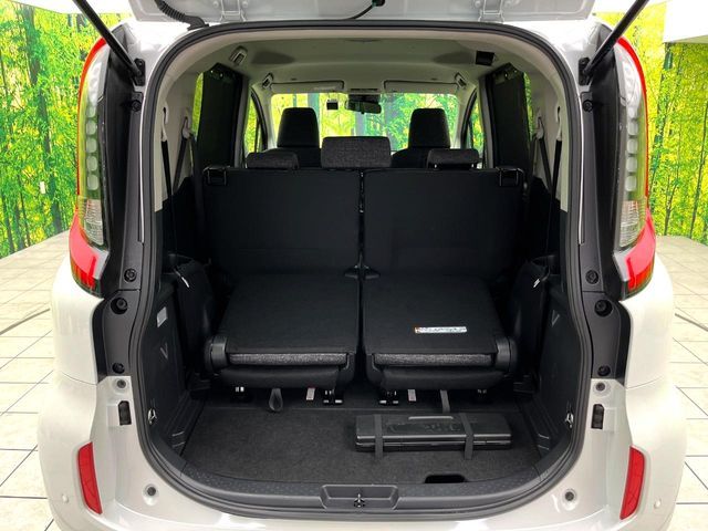 TOYOTA SIENTA HYBRID 2025 Image 31