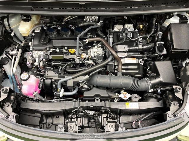 TOYOTA SIENTA HYBRID 2025 Image 31