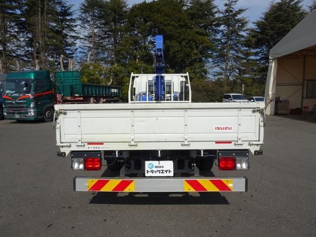 ISUZU FORWARD 2023 Image 31