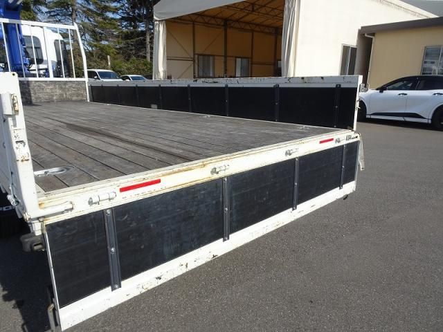 ISUZU FORWARD 2023 Image 31