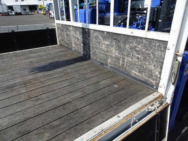 ISUZU FORWARD 2023 Image 31