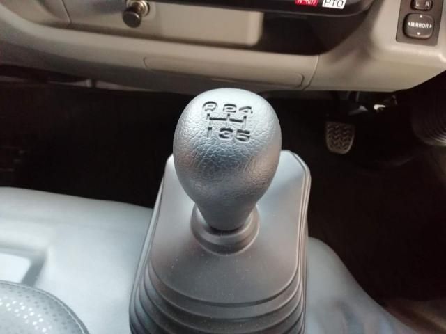 TOYOTA DYNA 2019 Image 31