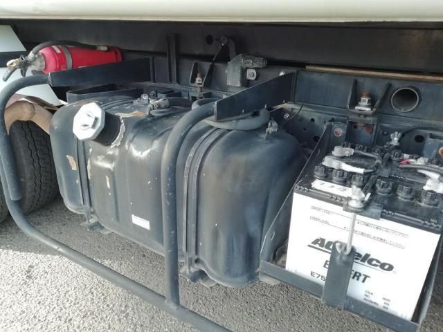 ISUZU ELF 2018 Image 31