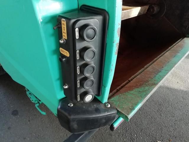 ISUZU ELF 2018 Image 31