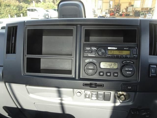 ISUZU FORWARD 2023 Image 31