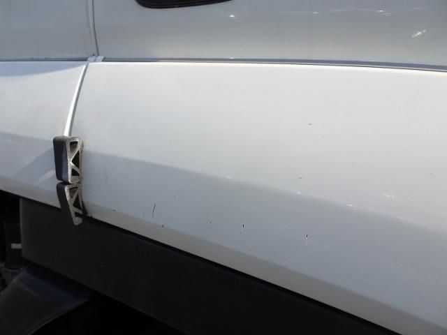 ISUZU FORWARD 2023 Image 31