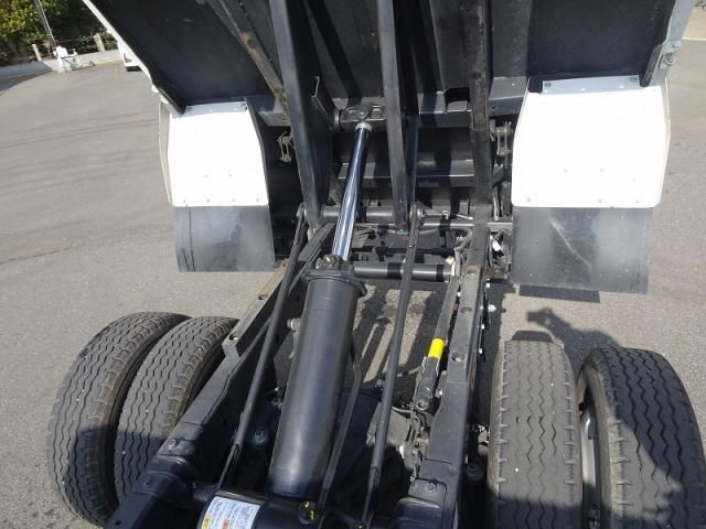 ISUZU ELF 2024 Image 31