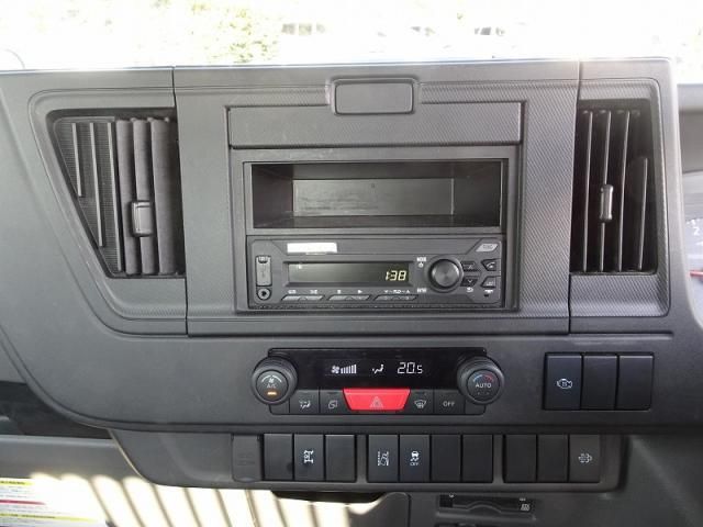 ISUZU ELF 2024 Image 31