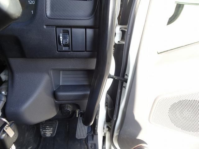 ISUZU ELF 2024 Image 31