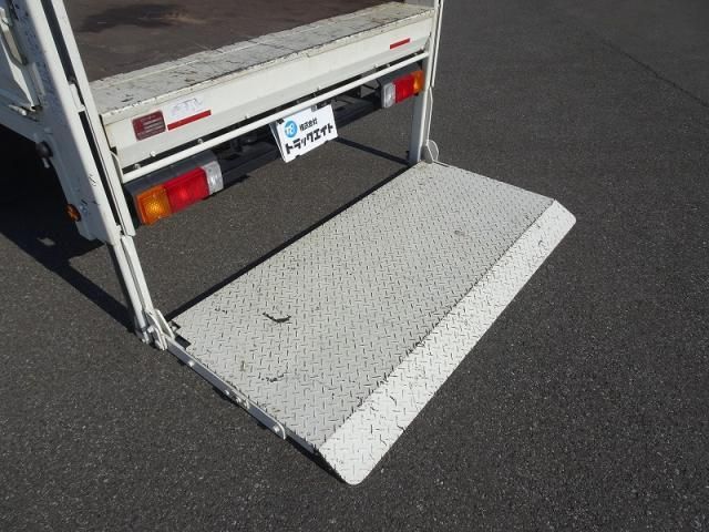 HINO DUTRO 2024 Image 31