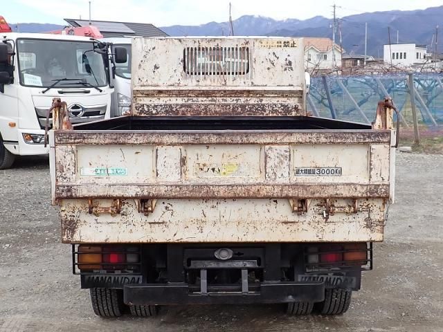 MITSUBISHI CANTER 2003 Image 31