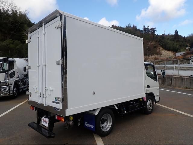 MITSUBISHI CANTER 2025 Image 31