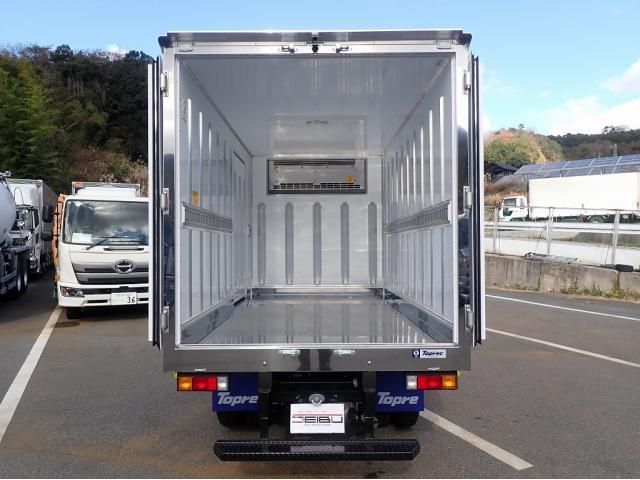 MITSUBISHI CANTER 2025 Image 31