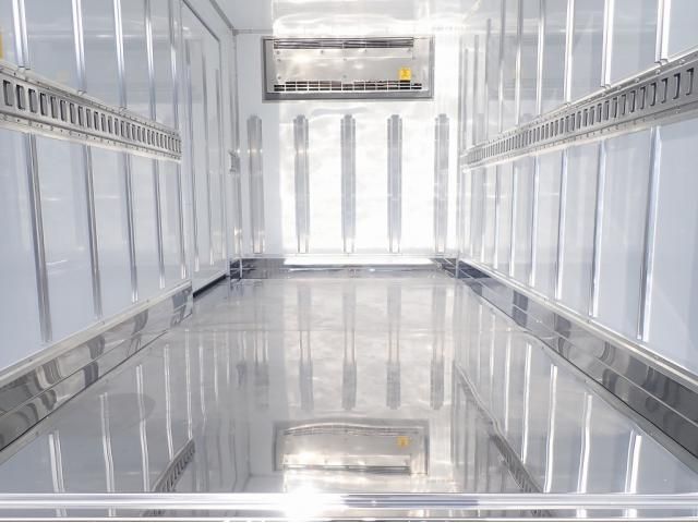 MITSUBISHI CANTER 2025 Image 31