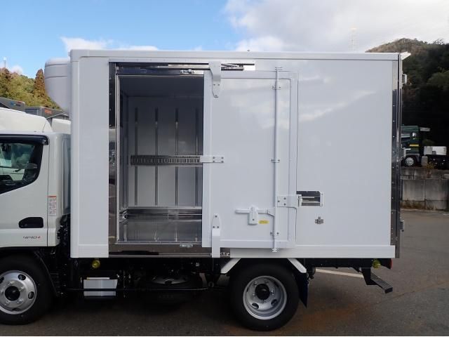 MITSUBISHI CANTER 2025 Image 31