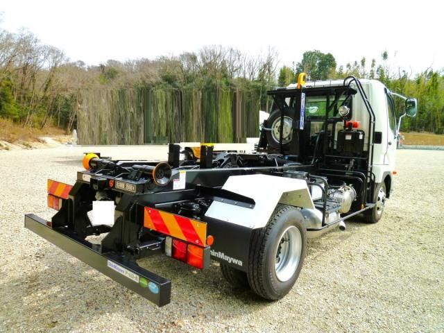 MITSUBISHI FUSOU FIGHTER 2025 Image 31